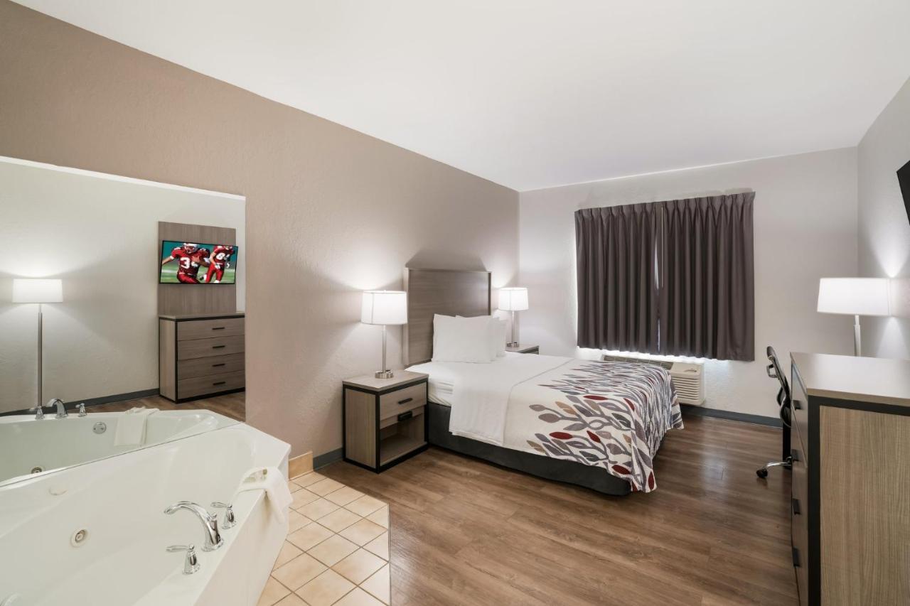 Red Roof Inn & Suites Carrollton, Ga - West Georgia מראה חיצוני תמונה