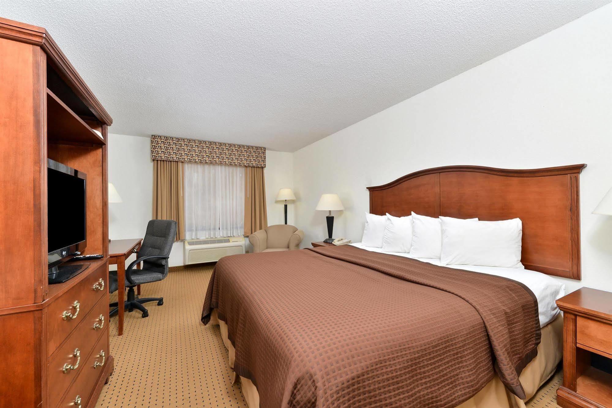 Red Roof Inn & Suites Carrollton, Ga - West Georgia מראה חיצוני תמונה