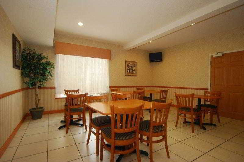 Red Roof Inn & Suites Carrollton, Ga - West Georgia מראה חיצוני תמונה